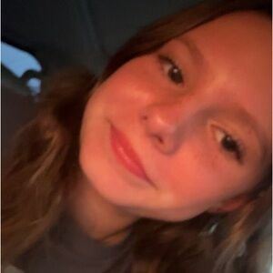 Meet your Posher, Madelyn